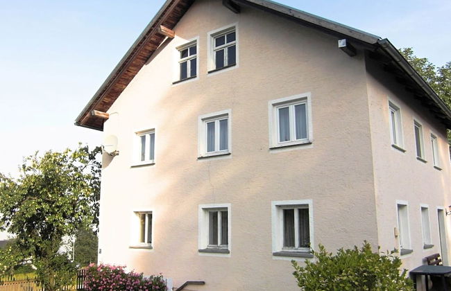 Family-friendly Tretting Home - Photo 20