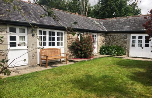 Wisteria Cottage - Photo 3