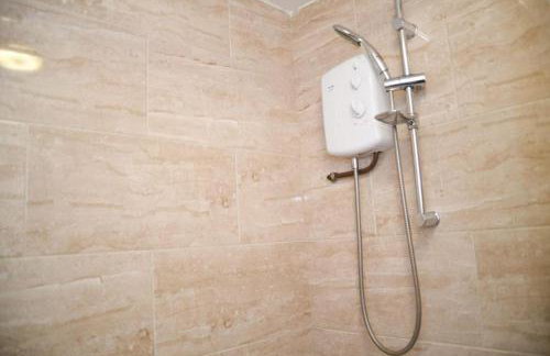 House Sleeps 8 with Garden and Parking - Foto 28