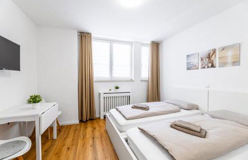 Strahlend Schön und renoviert - Foto 1