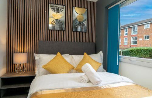 Free Parking New Modern Gem in Harrow - Photo 19