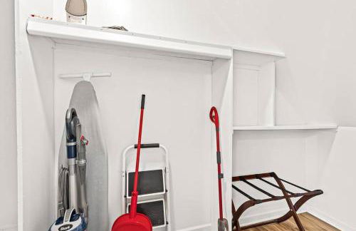 Newly Renovated Flat near Downtown Roseville - Foto 12