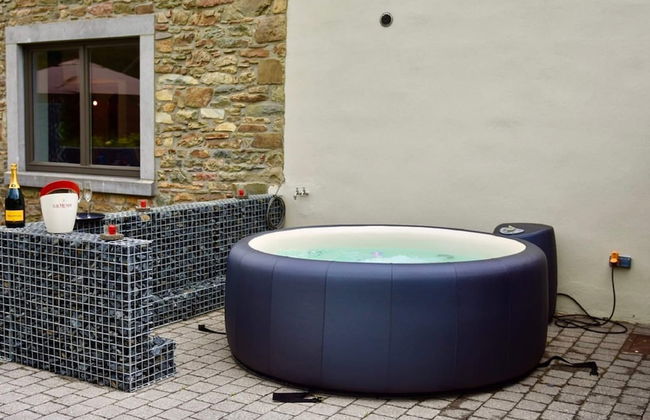 Tranquil Holiday Home in Manhay with Hot Tub near Ski Area - Photo 21