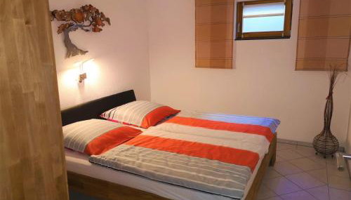 Ferienhaus Baier im Sourterrain mit Terrasse und Speckstein Ofen für gemütliche Stunden am Kamin - Foto 2