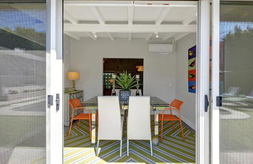 Ultra-Luxury- Resort Style Private Compound-Close to Everything- 3BD/2.5BA - Foto 6