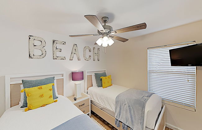 Pelican Beach by Southern Vacation Rentals - Photo 7