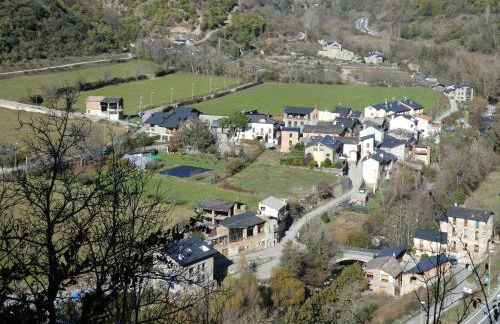 El racó a Anserall. A 8km Andorra. - Foto 13