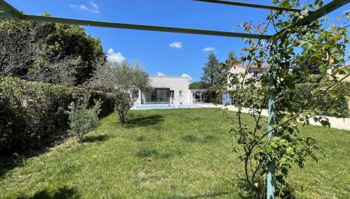 Chez Simone, maison calme et indépendante, piscine - Photo 2, Garden, Garden view