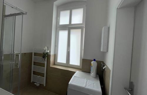 LUCKY STAYS LS09 - Vollausstattung - Zentrum - große Küche - 2 Zimmer - Smart-TV - Foto 10