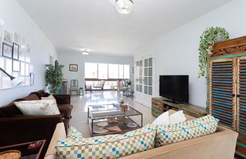 Frontline Santa Cruz with sea view - Foto 14