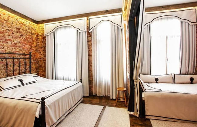 İncila Suites - Photo 1