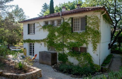 Résidence Miro, gîtes équipés été et hiver, tennis, piscine - Foto 32