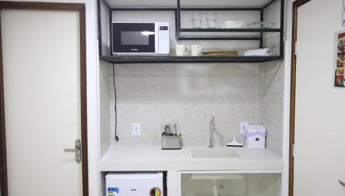 Mini Studio funcional mobiliado com cozinha e WC privativo - Foto 2