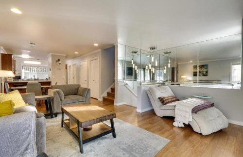 Lake Oswego Home with Deck 9 Mi to Downtown Portland - Foto 6