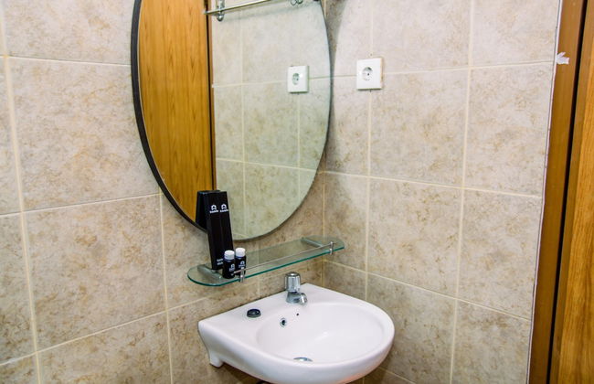 Homey And Serene 2Br At Great Western Resort Apartment - Foto 19