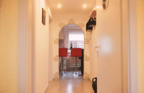 2 Zimmer Wohnung mit Küche und Terrasse - Foto 19