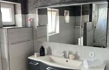 Gesamte Wohnung mit Parkplatz - Foto 20