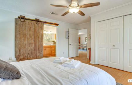 Milton Waterfront Home with Dock & Outdoor Kitchen - Foto 5