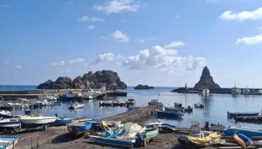 LaLuna Apartments - Sea Panorama - 20mins from CTA airport - Foto 2