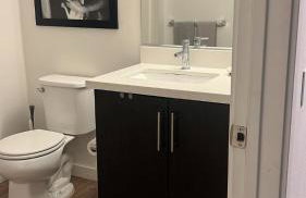 Exceptional Loft FREE Parking and WIFI - Foto 14