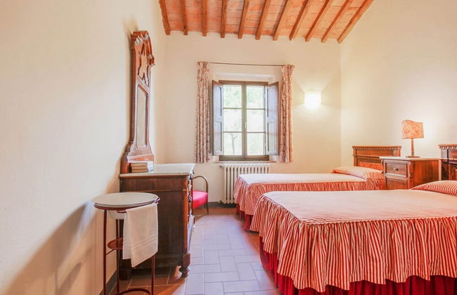 Rustic Farmhouse in Terricciola - Foto 8