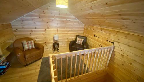 Pine Lodge - Photo 5