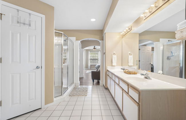 Serene Escape at Table Rock Lake - Photo 9