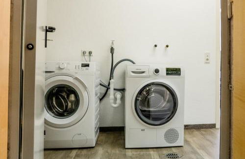 janu-homes - 2 Zimmer Apartment - 4 Betten, Lahnblick vom Amselweg - Photo 13