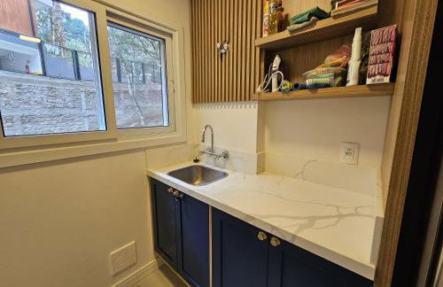 Amplo e luxuoso 2 suítes no Bavária - Foto 6