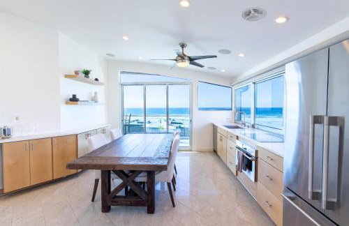 Ocean view, two-level condo with stunning view, decks, fast WiFi & fireplace - Foto 4