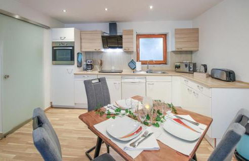 1 Bedroom Lovely Apartment In Deggingen - Foto 6