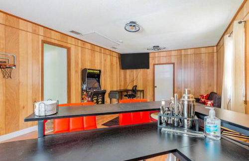 Golden Isles Lrge Home- Huge Pool, Hot Tub, Game Rm - Foto 17