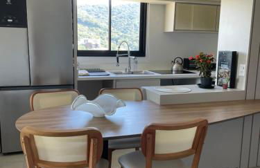 Praia Brava com Vista Mar Apt 2 Quartos Perto de BC - Foto 3