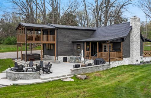 3BR Luxury Log Cabin Near Franklin - Foto 70