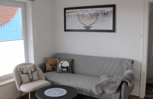 #1Gemütliches ruhiges sonniges Balkonzimmer mit Gemeinschaftsbad W-Lan Airport nah Late Night Check in Haus Nr 9,5 - Foto 3