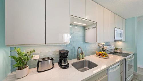 Punahoa 202 · PUN 202 Oceanfront Condo w Stunning Ocean Views - Foto 3