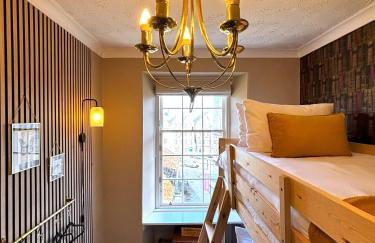 St Johns Jailhouse by the Castle - Photo 18