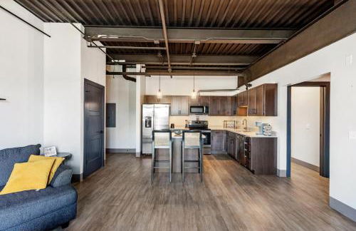 301 - Downtown Condo 1 Bedroom View of City With Fireplace - Foto 10