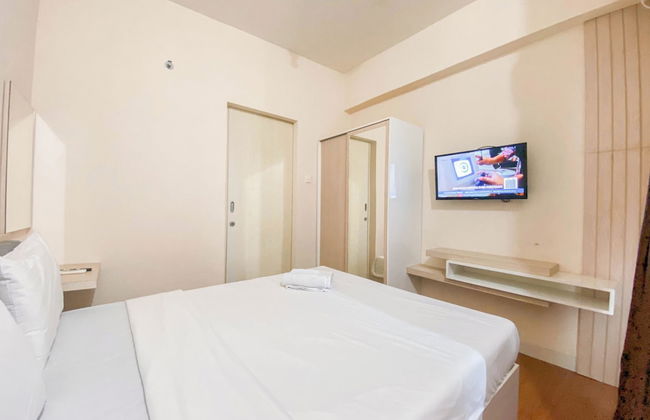 Best Price Studio Apartment Amartha View - Foto 3