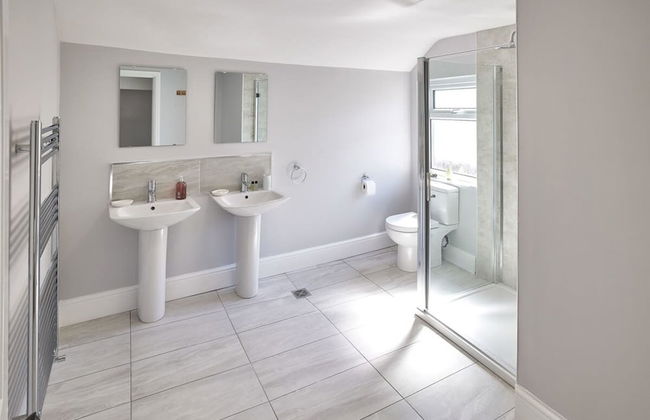 Host Stay The Lealholm at Brunswick Holiday Apartments - Photo 6