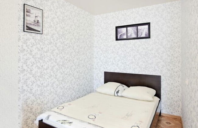 Apartment on Okeanskiy Pr. 149 - Photo 3