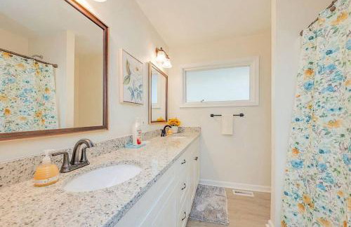 Next to CNU New Listing with Beautiful Finishes - Foto 29