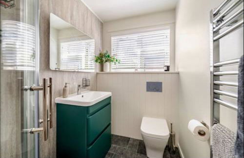 Modern Coastal Cottage, Hottub, Parking, Pets welcome - Foto 17