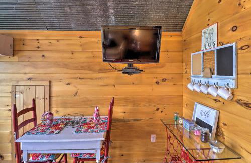 Rustic Norfork Studio with Million Dollar View! - Foto 7