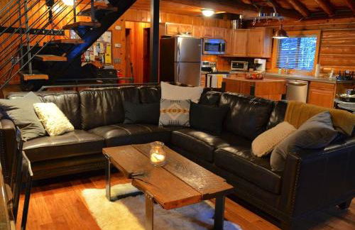 Superb Log Cabin Rental for Groups near Munising and Pictured Rocks National Lakeshore, Michigan - Foto 14