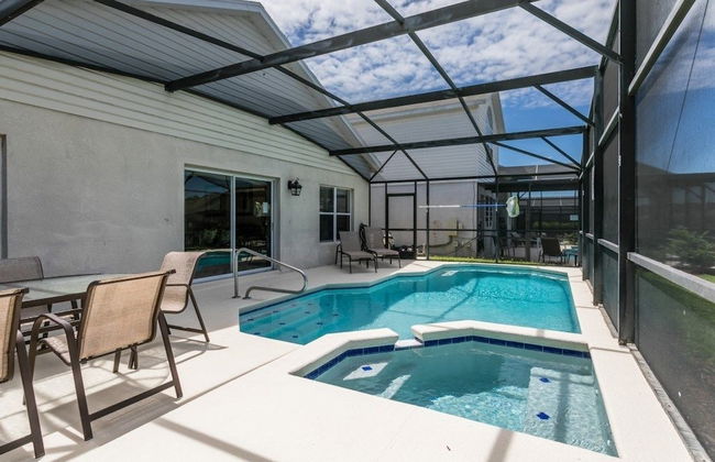 4BR Pool Home Windsor Palms by SHV-2240 - Foto 19