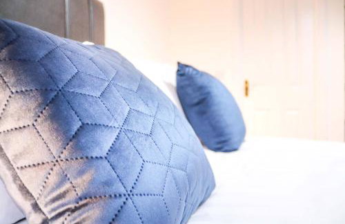 3Bedroom EnSuite SofaBed Sleeps upto 6 Contractors Families Long or Short Stay Free Parking WIFI - Foto 33