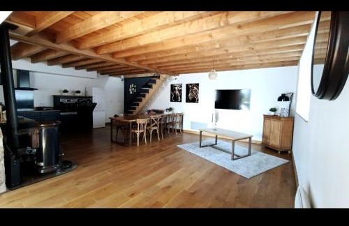 Maison d'hôtes chaleureuse a Usson-en-Forez - Foto 4