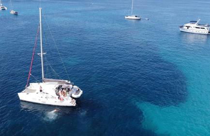 Barco para dormir sobre el Mar - Foto 6