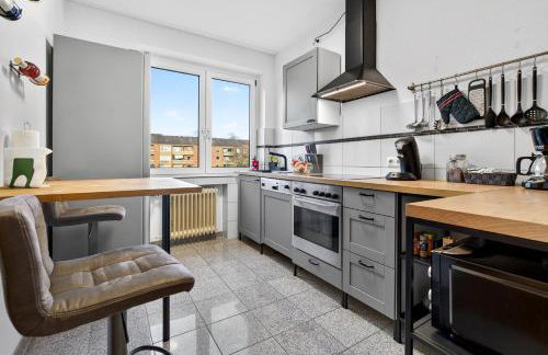 Großzügiges Industrie Design Apartment für bis zu 6 Personen, Nähe Messe und DUS, verkehrsgünstig - Familien, Gruppen und Firmen - Foto 24